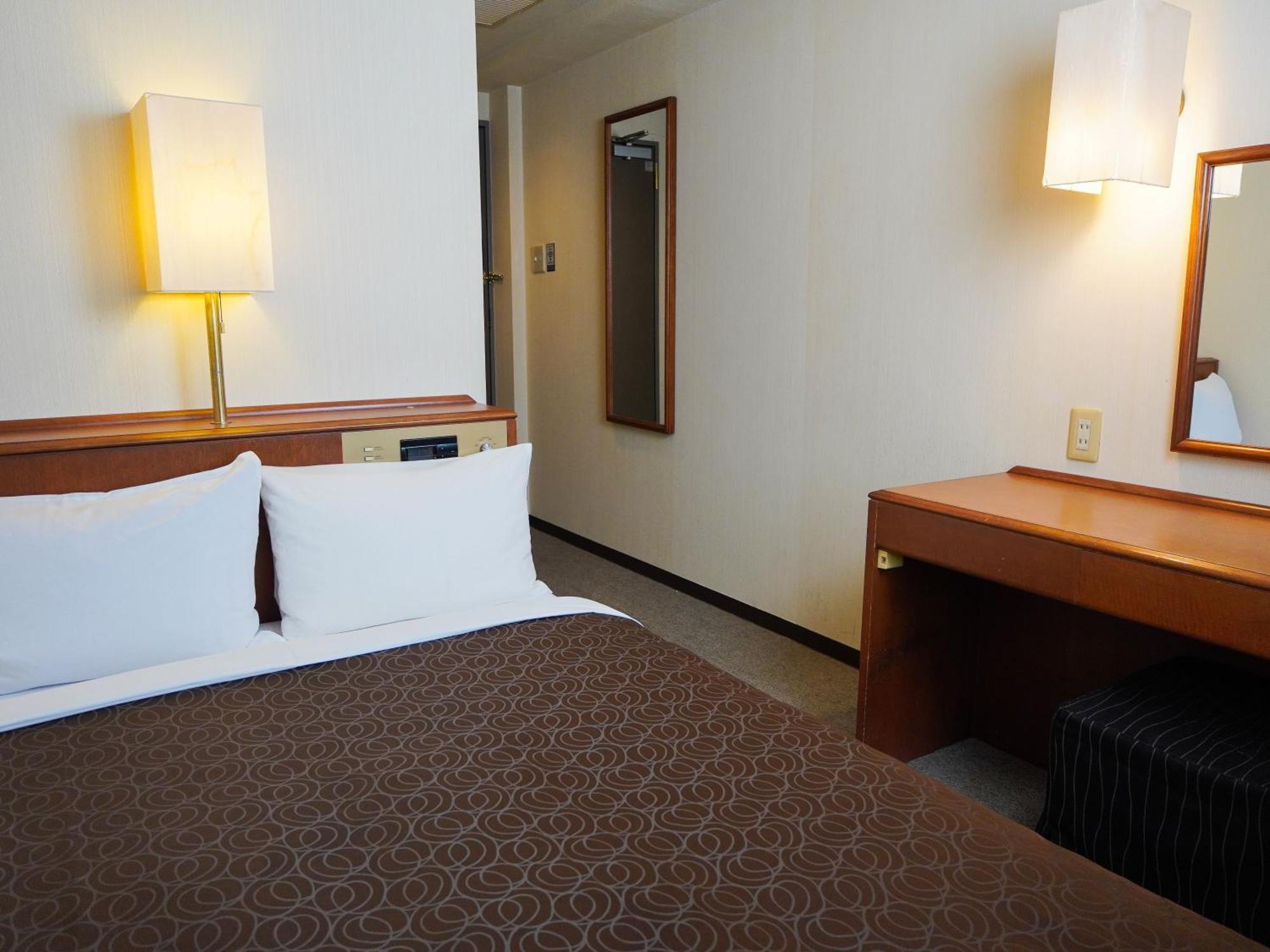 พลาซ่า โฮเต็ล เทนจิน Hotel ฟูกุโอกะ ภายนอก รูปภาพ